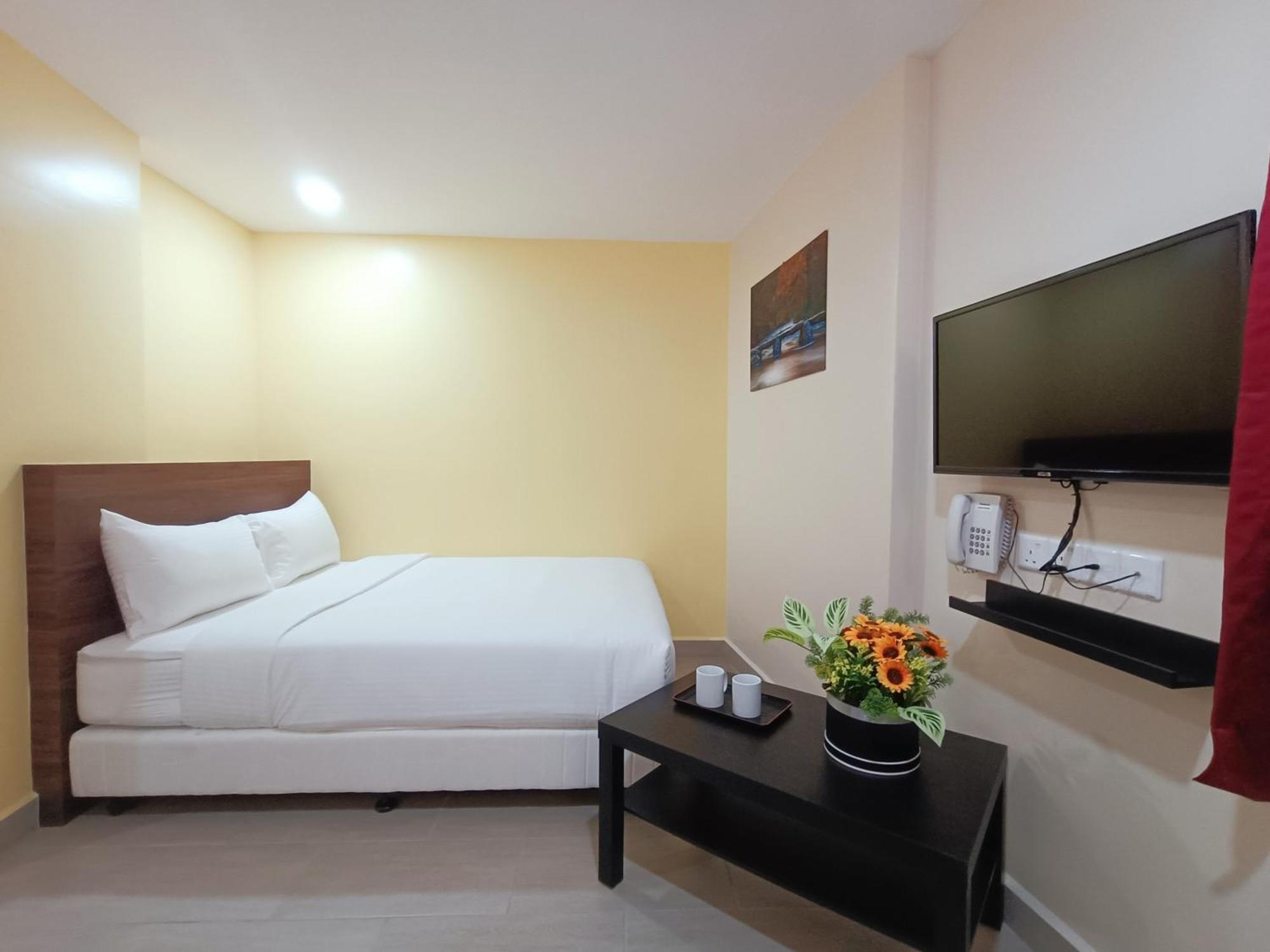 Capital O 90897 Island City Hotel George Town Exteriér fotografie