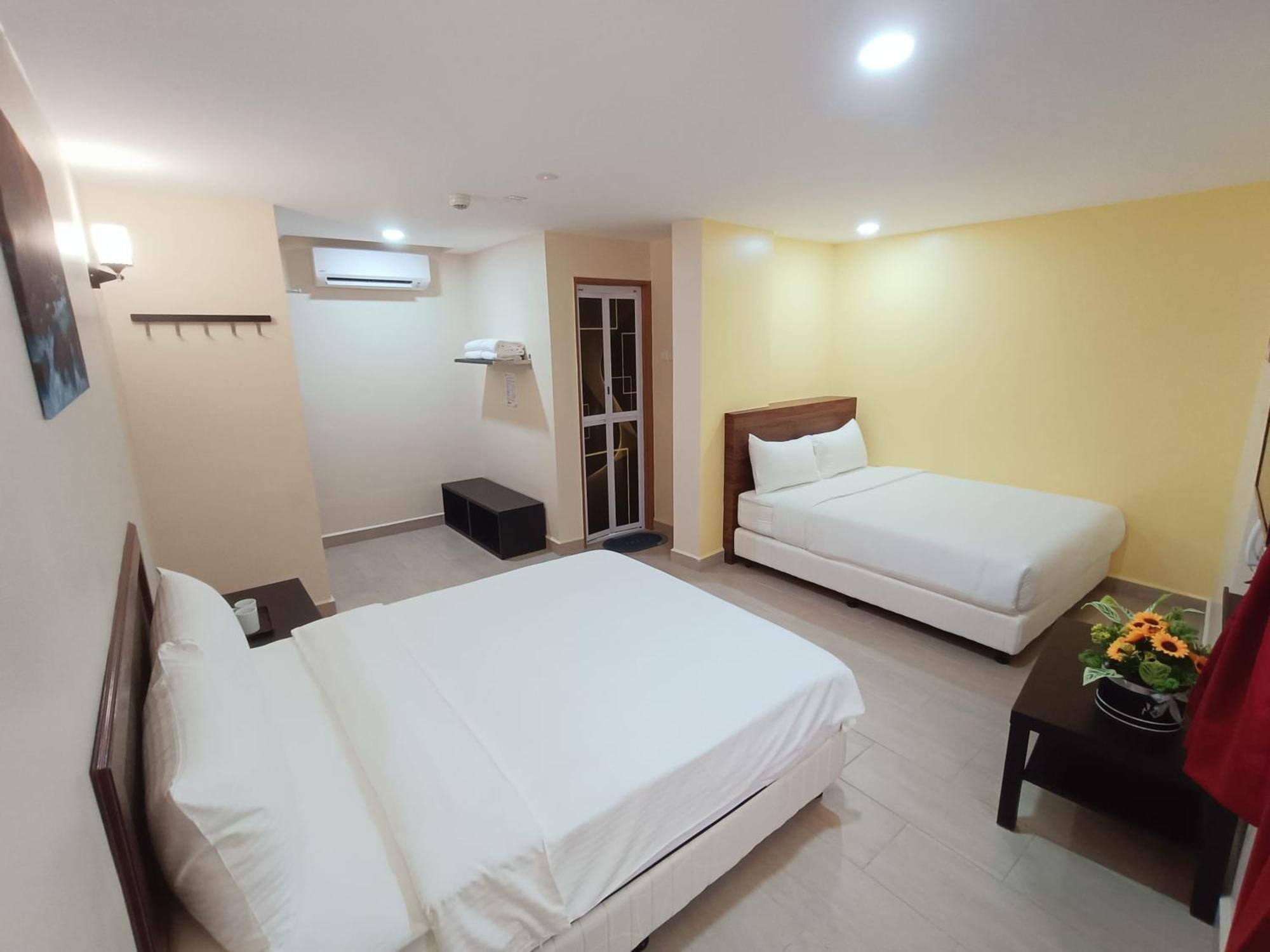 Capital O 90897 Island City Hotel George Town Exteriér fotografie