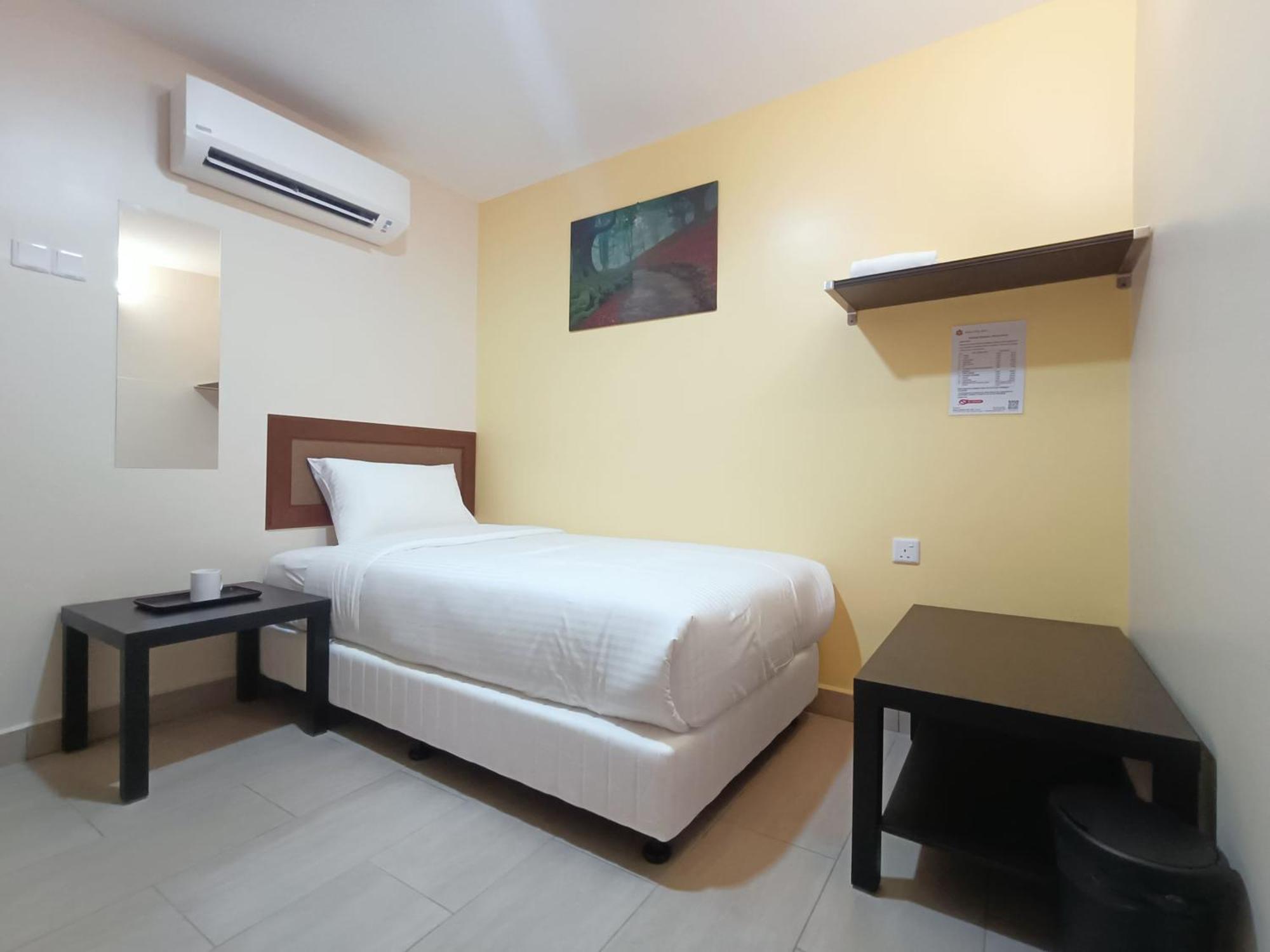 Capital O 90897 Island City Hotel George Town Exteriér fotografie