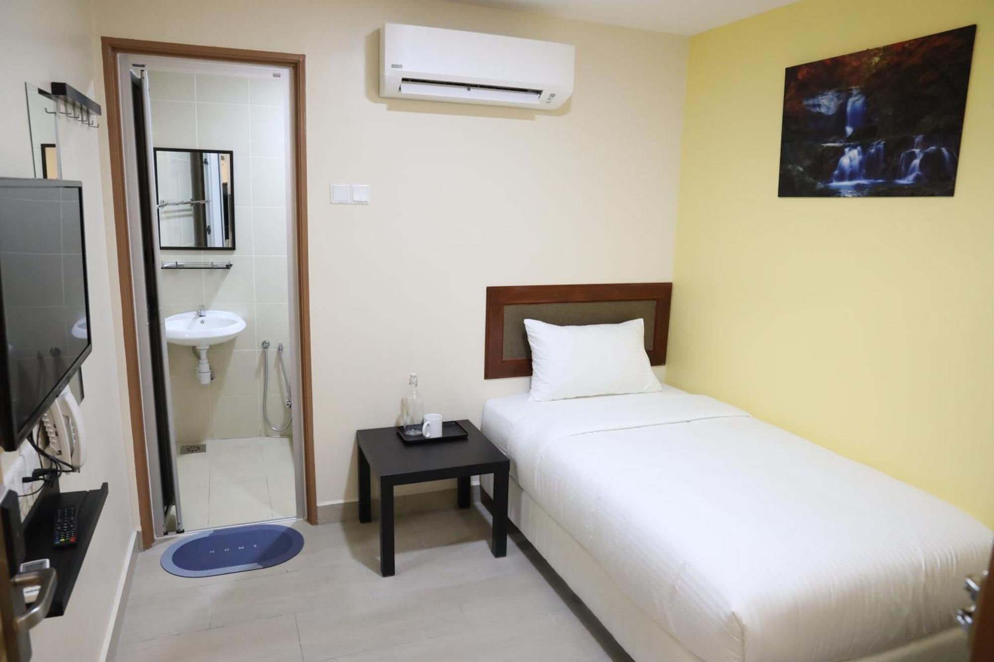 Capital O 90897 Island City Hotel George Town Exteriér fotografie