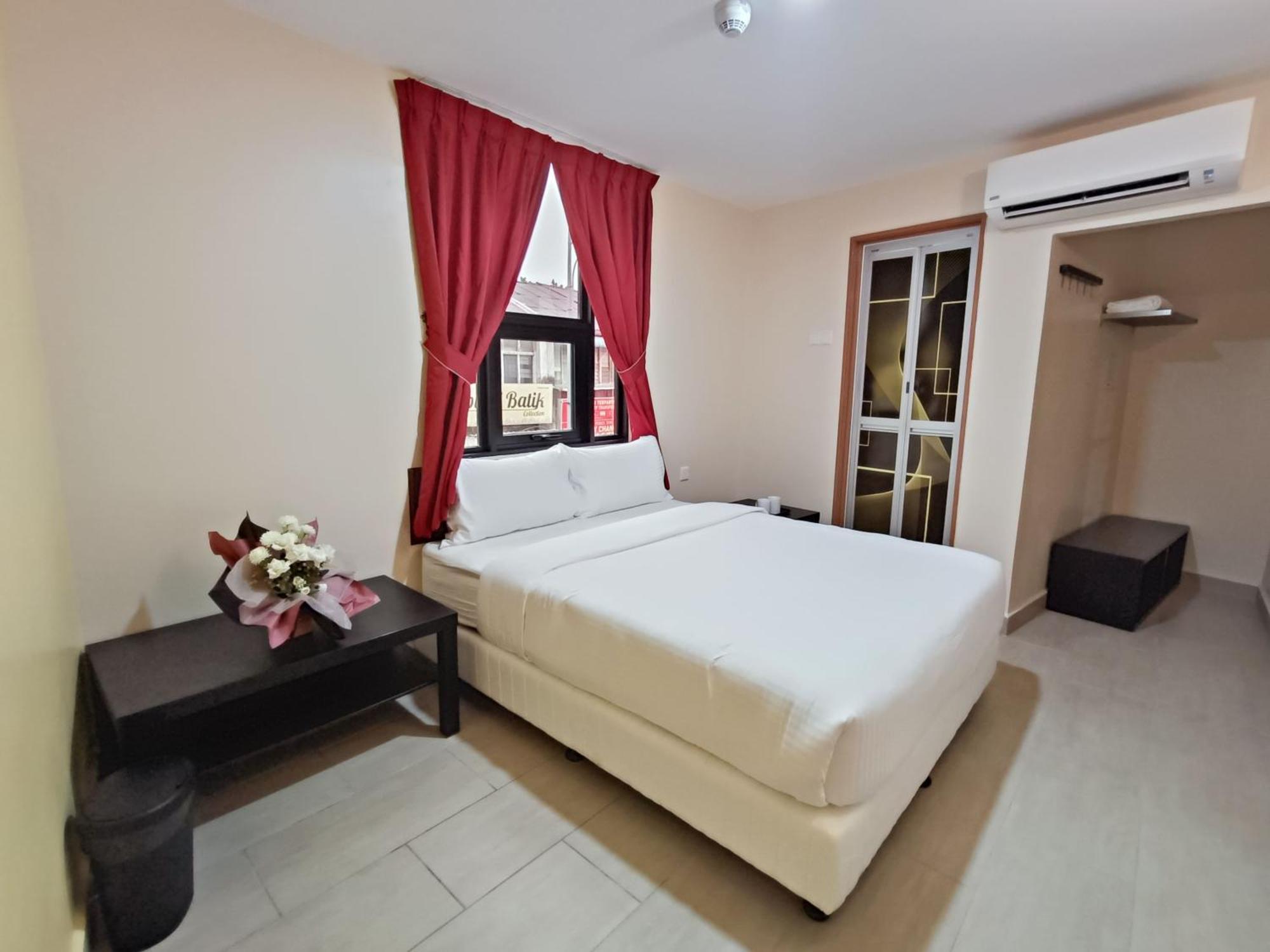 Capital O 90897 Island City Hotel George Town Exteriér fotografie